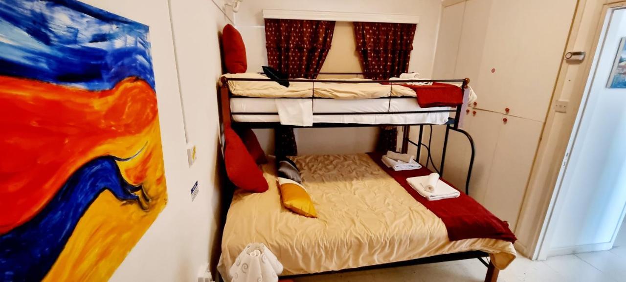 Astrofegia Apartments Near The Sea Agia Marina  Экстерьер фото