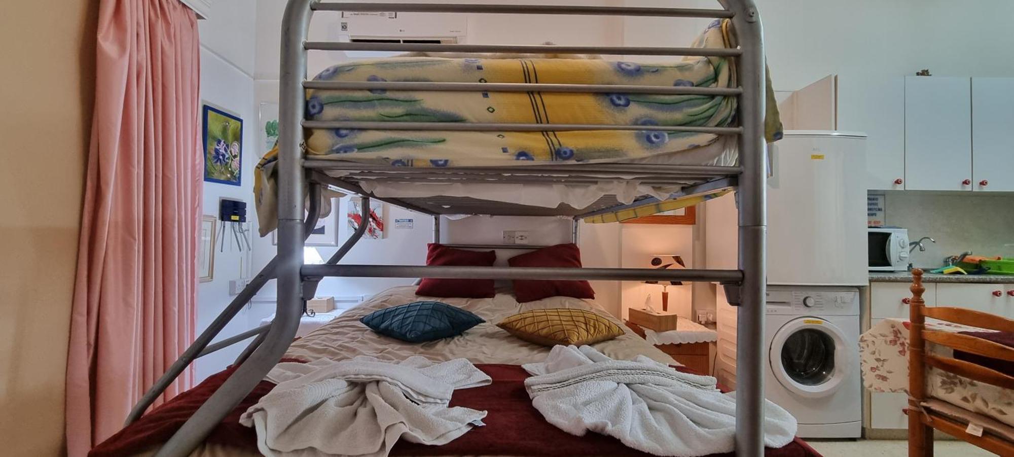 Astrofegia Apartments Near The Sea Agia Marina  Экстерьер фото
