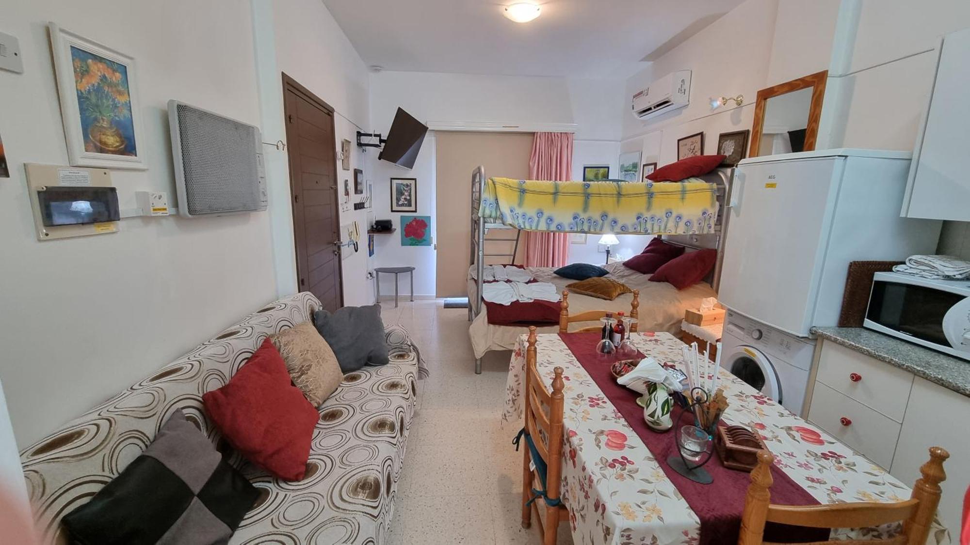 Astrofegia Apartments Near The Sea Agia Marina  Экстерьер фото
